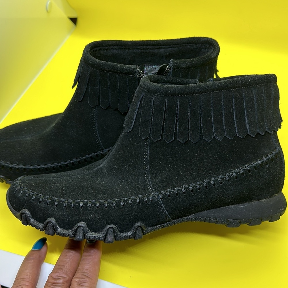 Skechers Relaxed fit Moccasin Boots